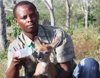 Amos Kibara (former research technician, Ijara)